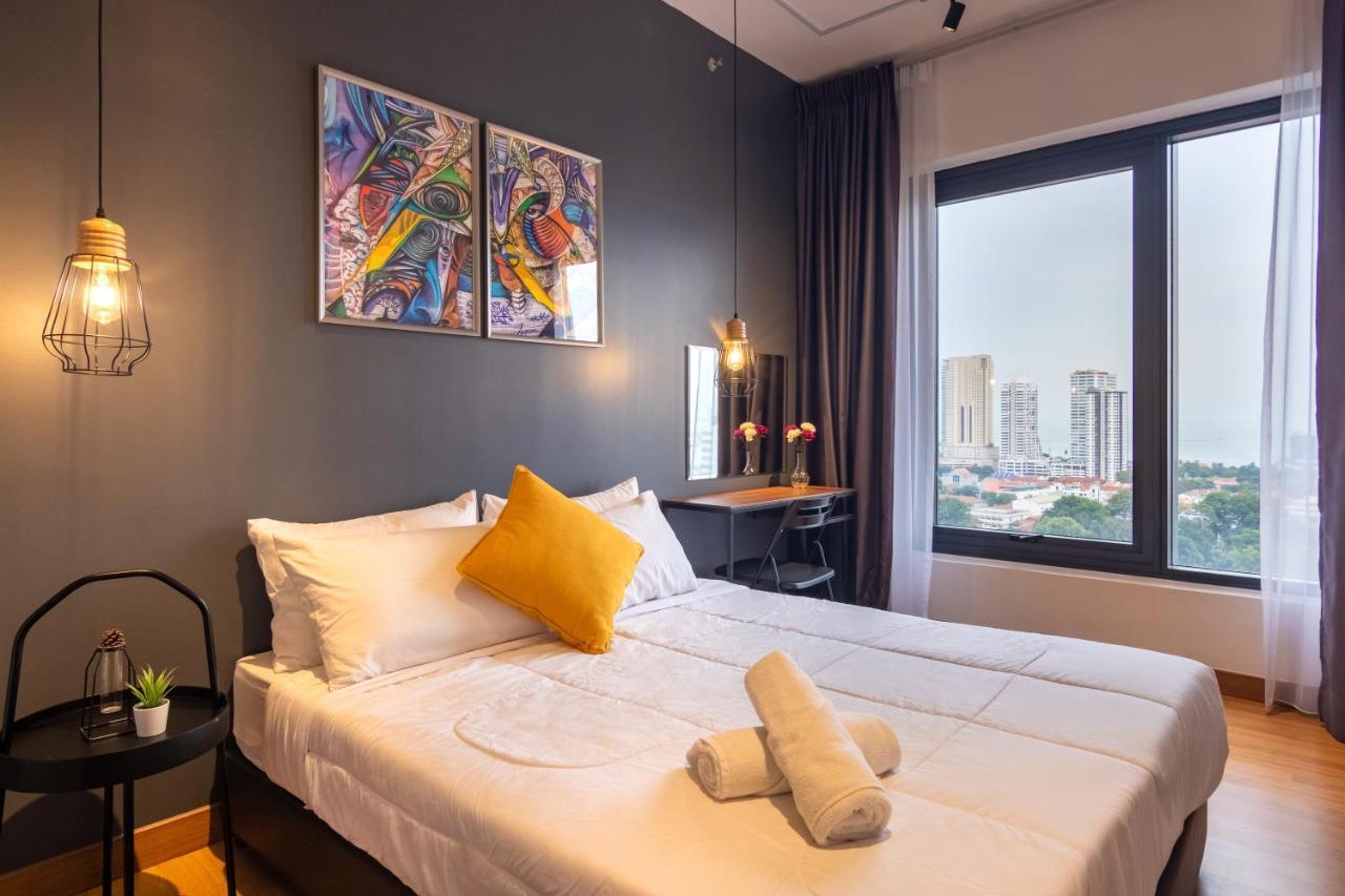 Tropicana 218 By Airlevate Aparthotel George Town